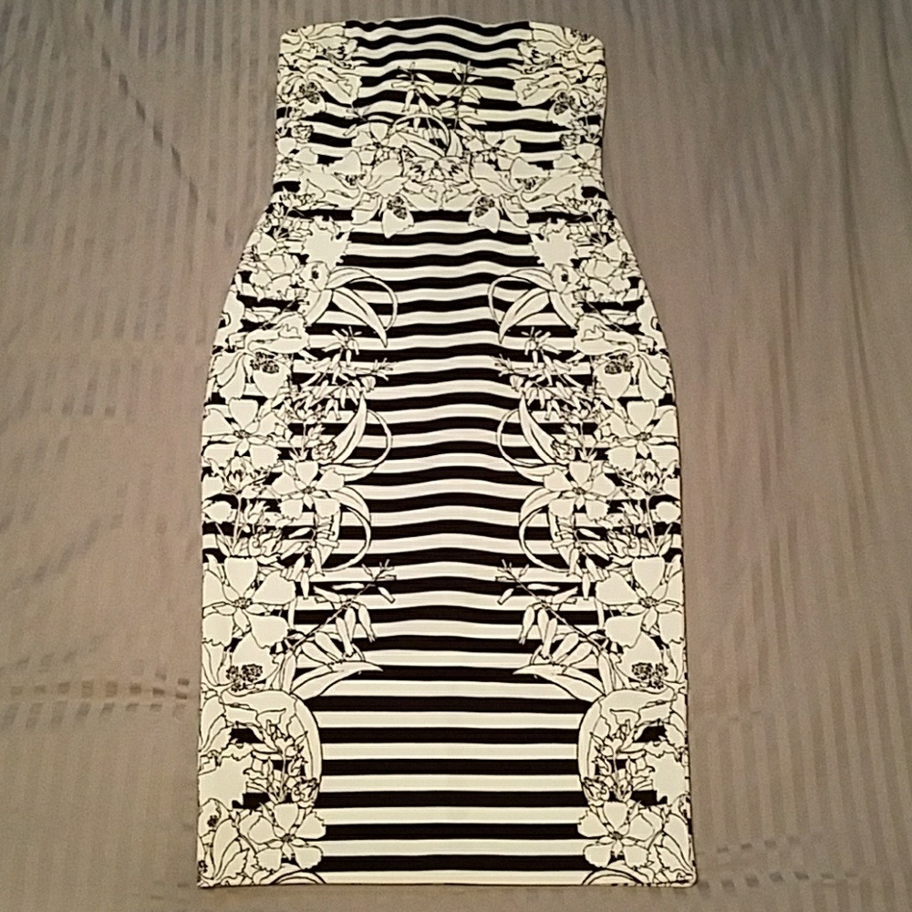 Express dress size 4 strapless